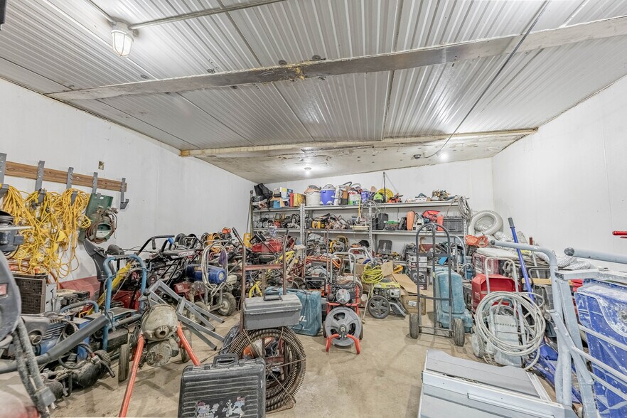 More Photos Of 13039 S Division St, Blue Island Manufacturing For Sale