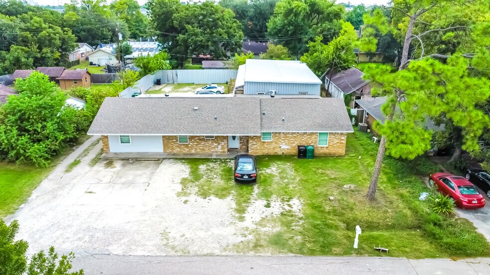 More Photos Of 4407 Continental Dr, Houston Apartments For Sale