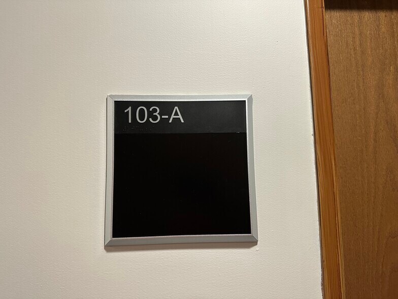 More Photos Of 9245 Calumet Ave, Munster Office For Lease