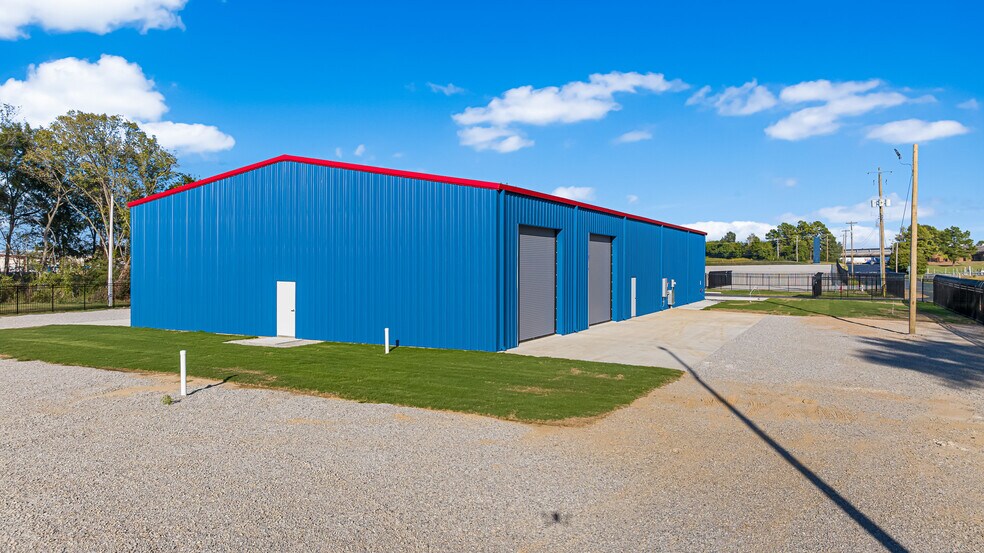 More Photos Of 4505 Malone Rd, Memphis Warehouse For Lease