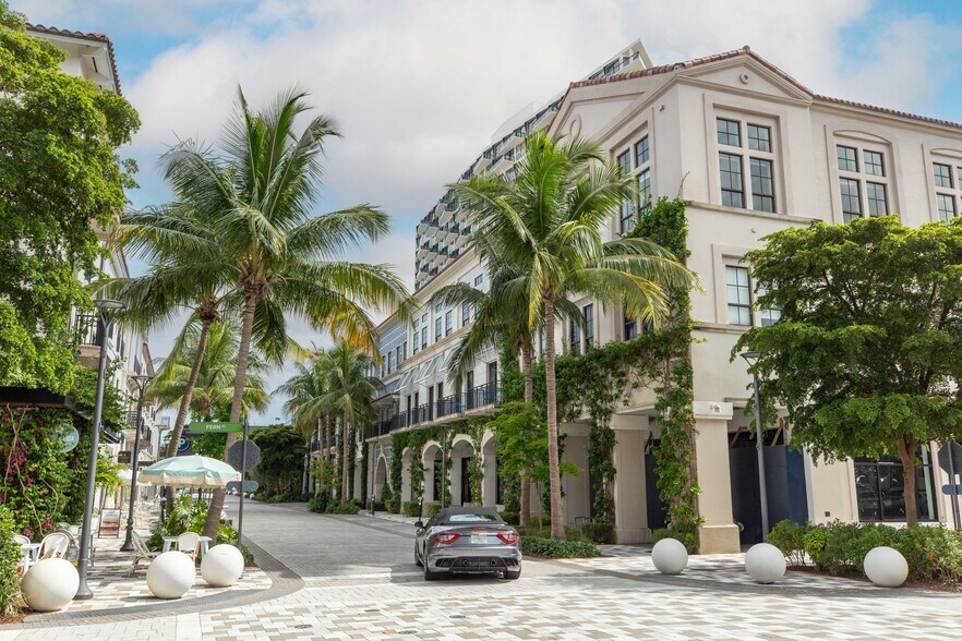 More Photos Of 477 S Rosemary Ave, West Palm Beach Office For Lease