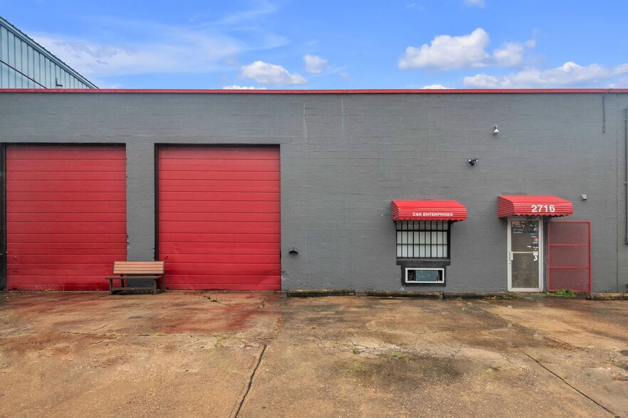 More Photos Of 2712-2716 Nevada Ave, Norfolk Research And Development For Lease