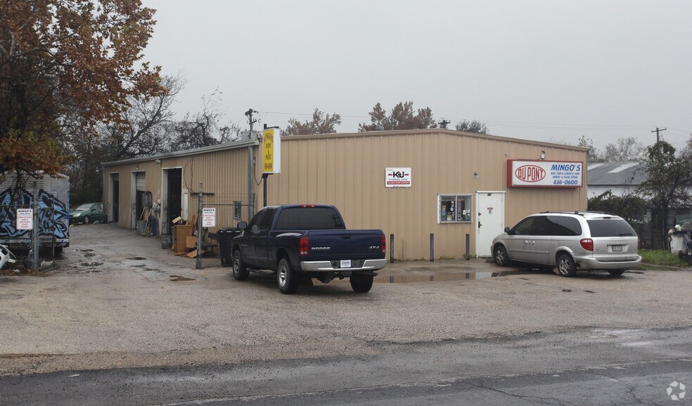 More Photos Of 815 Mcphaul St, Austin Warehouse For Lease