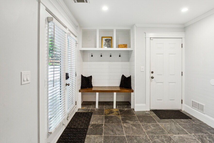 More Photos Of 560 Morgan St NE, Atlanta Apartments For Sale