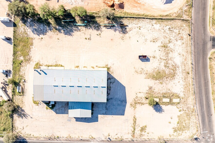 More Photos Of 1550 Laredo Dr, Odessa Warehouse For Sale