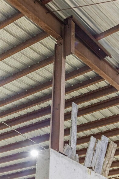 More Photos Of 11085 Baileyton Rd, Greeneville Manufacturing For Lease