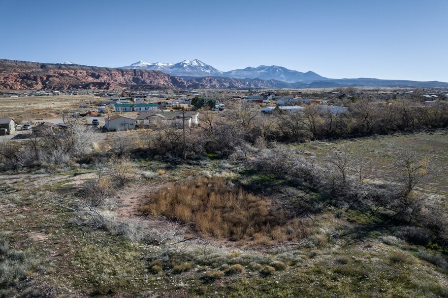 More Photos Of 35 Acres West Coronado, Moab Land For Sale