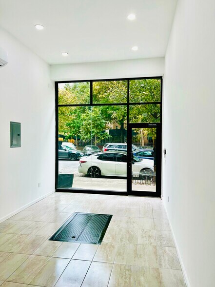 More Photos Of 553 E 137th St, Bronx Apartments For Lease