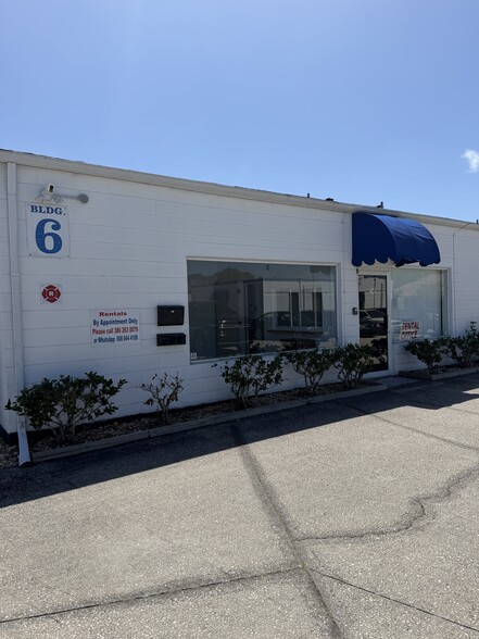 Primary Photo Of 4751 E Moody Blvd, Bunnell Showroom For Lease