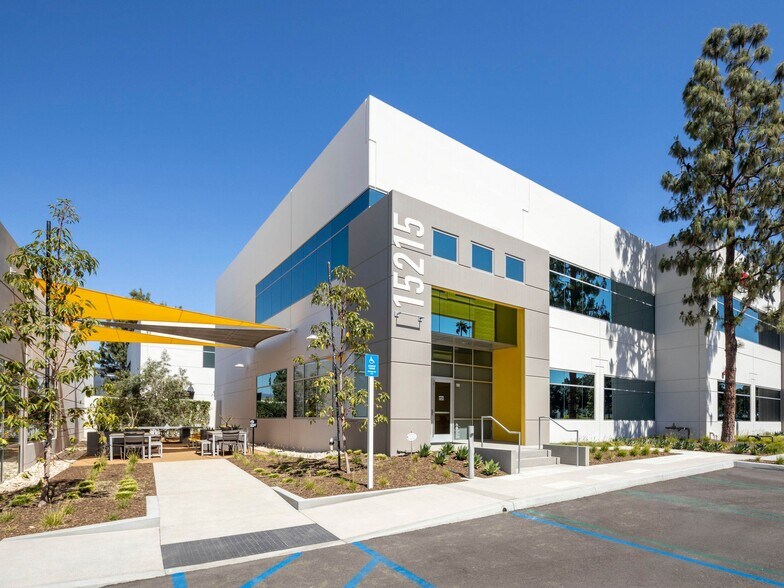 More Photos Of 15295 Alton Pky, Irvine Unknown For Lease