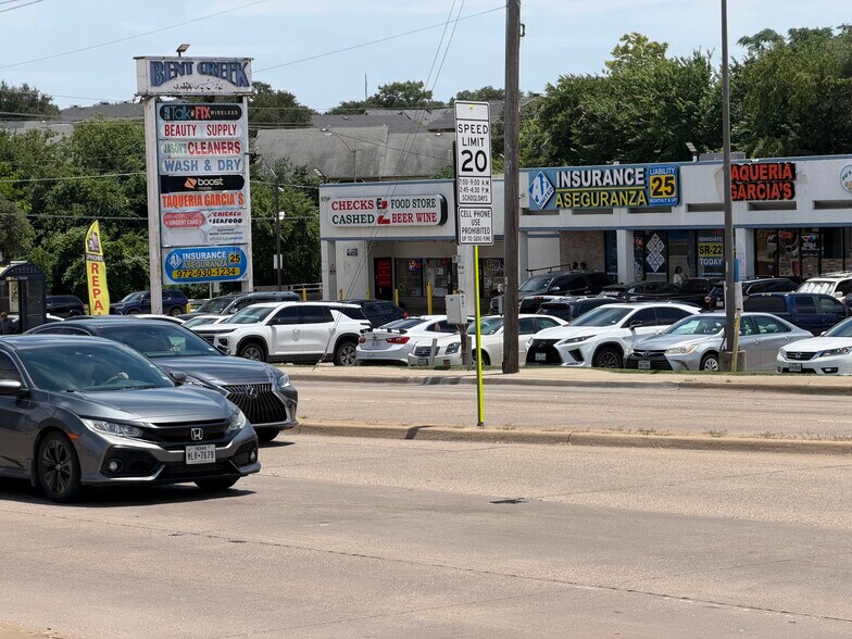 More Photos Of 9770-9798 Forest Ln, Dallas General Retail For Lease