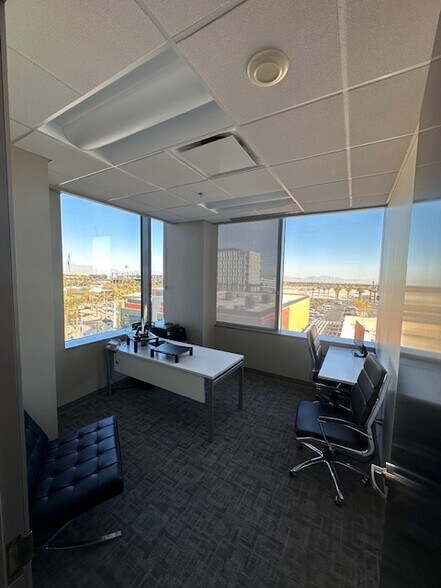 More Photos Of 1980 Festival Plaza Dr, Las Vegas Office For Lease