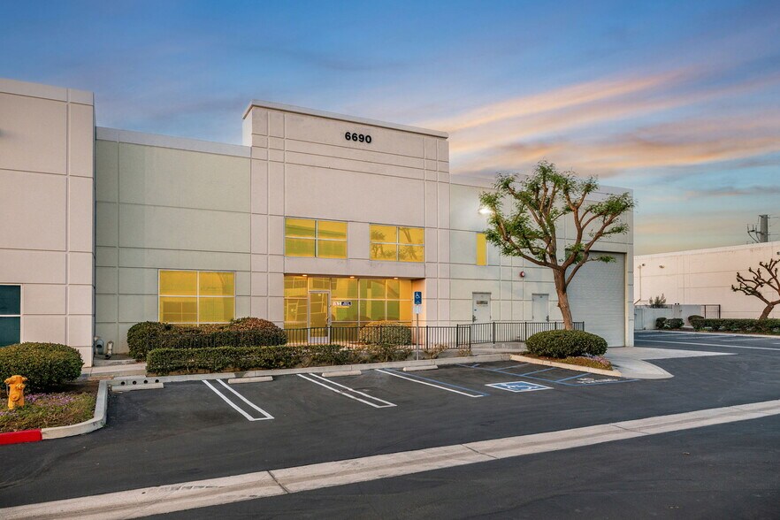 More Photos Of 6690 Doolittle Ave, Riverside Warehouse For Sale