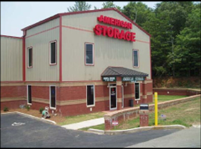 More Photos Of 167 Hefner St, East Ellijay Self Storage For Lease