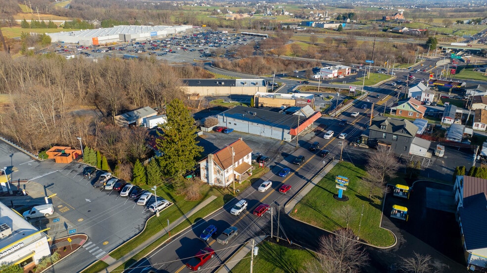 More Photos Of 872 E Main St, Ephrata General Retail For Sale