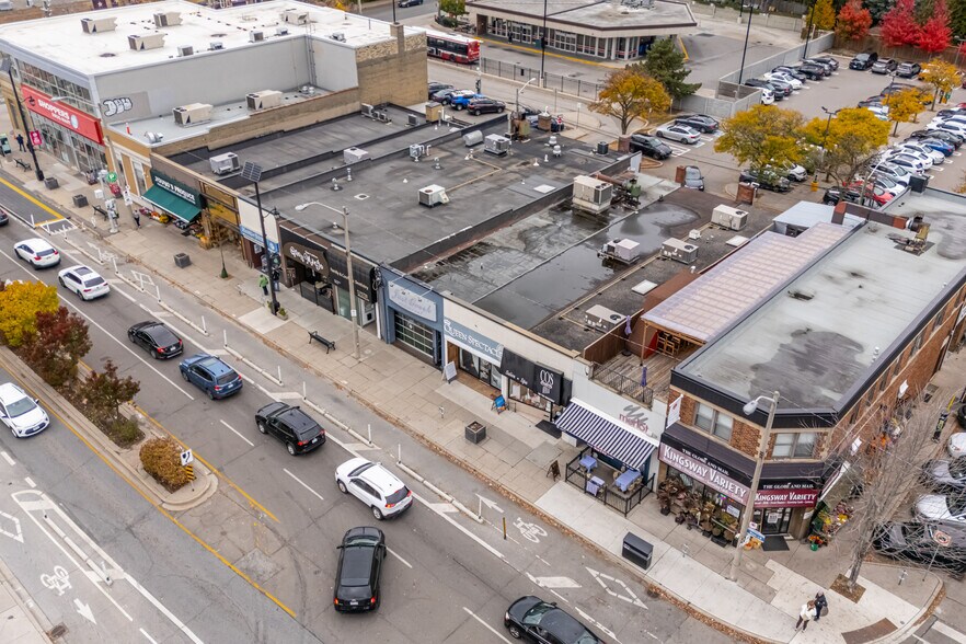 More Photos Of 3000 Bloor St W, Toronto Storefront For Sale