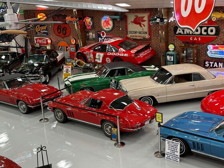 More Photos Of 10601 Commerce St, Summerville Auto Dealership For Sale