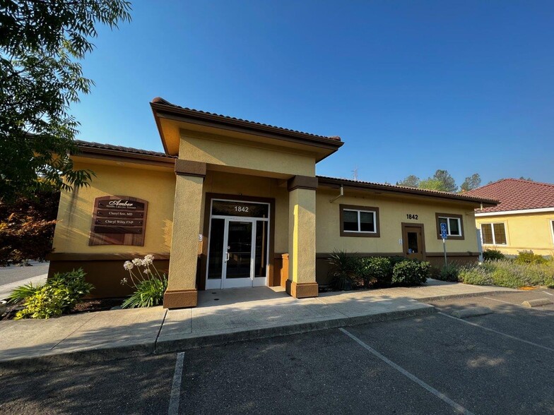 Primary Photo Of 1842 Buenaventura Blvd, Redding Medical For Sale