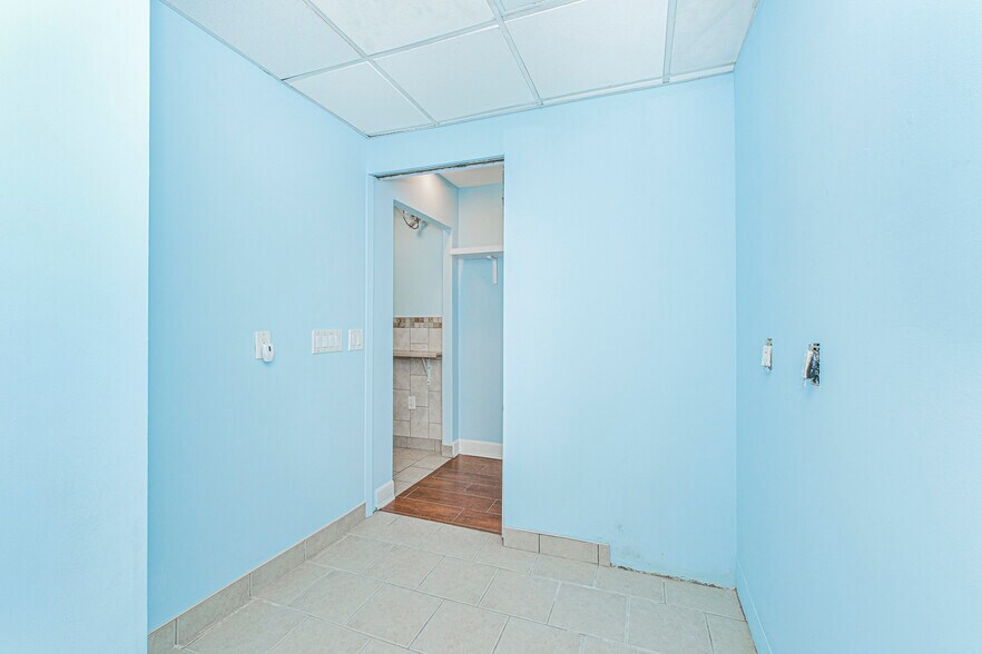 More Photos Of 2131 Richmond Rd, Staten Island Medical For Lease