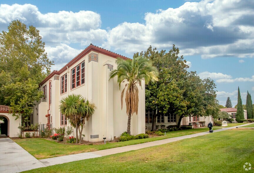 More Photos Of 1 W Campbell Ave, Campbell Office For Lease