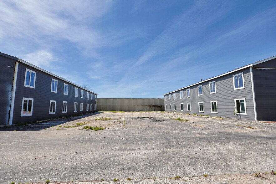 More Photos Of 1727 Main St, La Marque Apartments For Sale