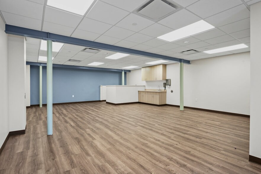 More Photos Of 7610 Mineral Point Rd, Madison Daycare Center For Lease