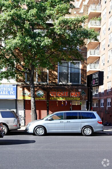 More Photos Of 600 Flatbush Ave, Brooklyn Storefront Retail Residential For Sale