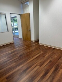 More Photos Of 2130-2162 Ringwood Ave, San Jose Showroom For Sale