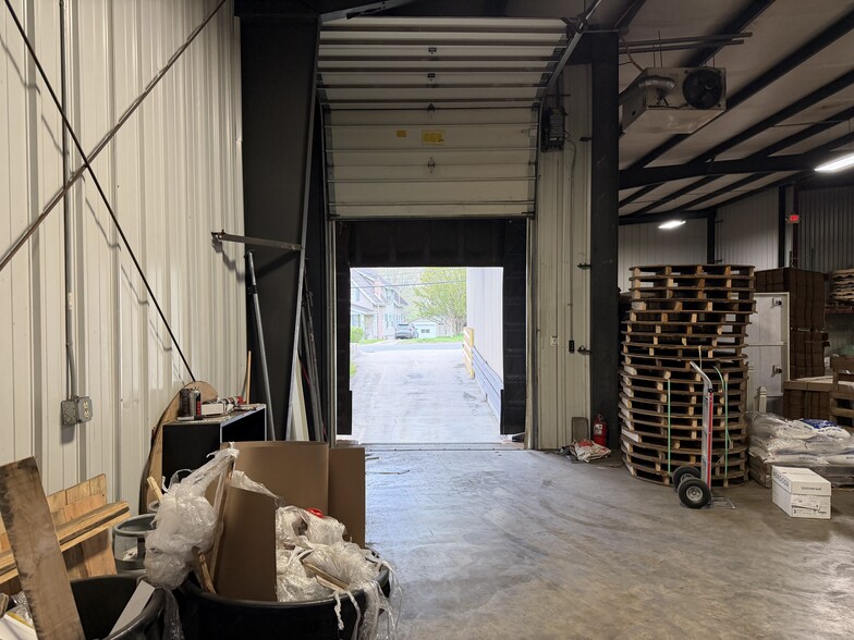 More Photos Of 1200 Morgantown Ave, Fairmont Warehouse For Sale