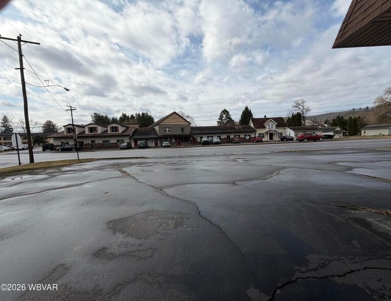 More Photos Of 2303-2305 Lycoming Creek Rd, Williamsport Freestanding For Sale