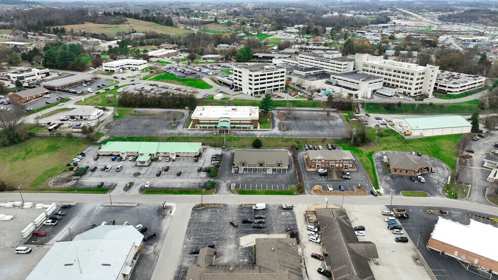 More Photos Of 340 Bogle St, Somerset Medical For Sale