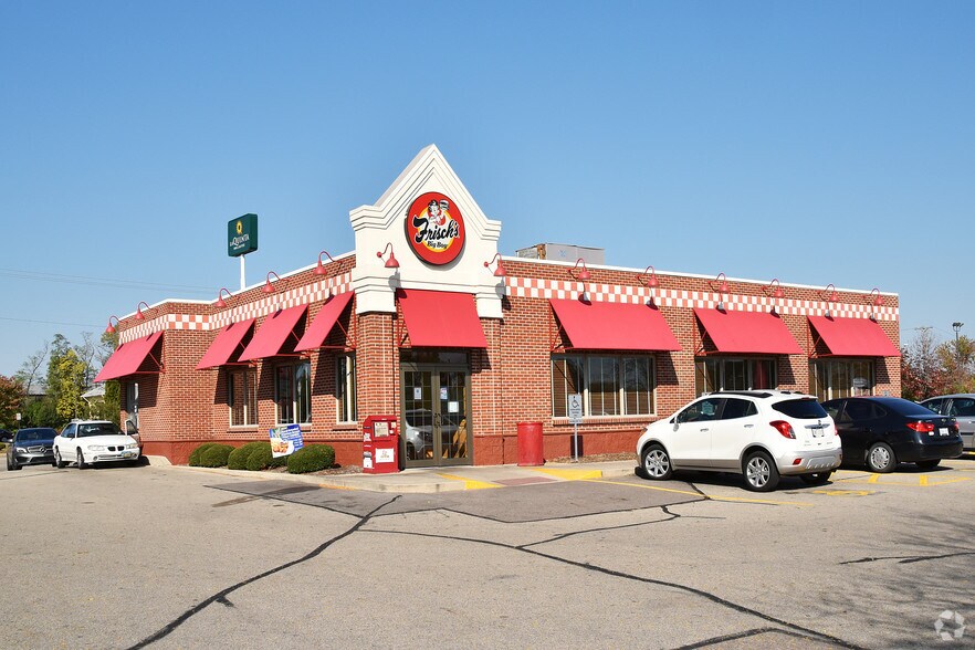 Primary Photo Of 16 Weller Dr, Tipp City Restaurant For Sale