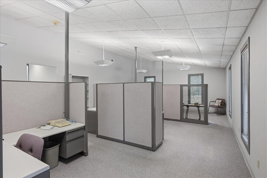 More Photos Of 17 Halls Mill Rd, Preston Industrial For Sale