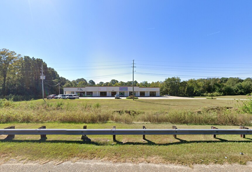 More Photos Of 635 Bert Kouns Industrial Loop, Shreveport Storefront For Lease