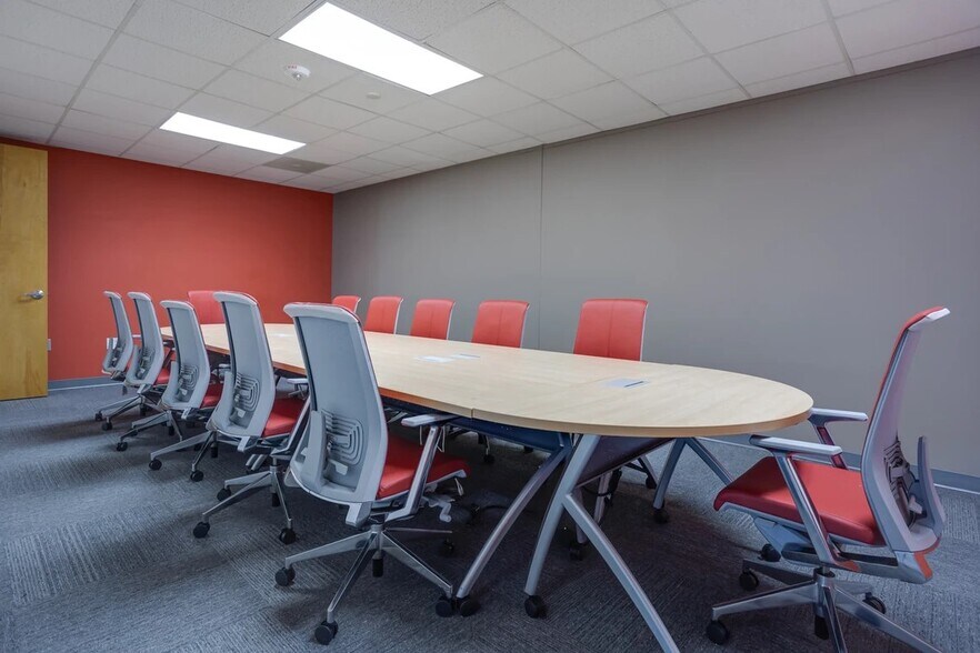 More Photos Of 5510 Six Forks Rd, Raleigh Office For Lease