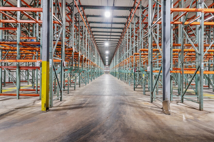 More Photos Of 2200 Lithonia Industrial Blvd, Lithonia Food Processing For Lease