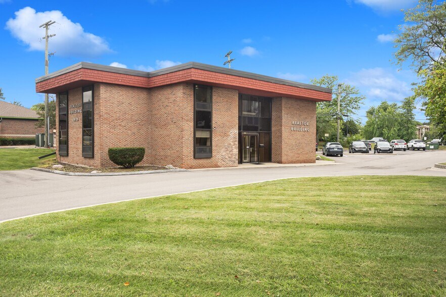 Primary Photo Of 1919 W Stadium Blvd, Ann Arbor Office For Sale