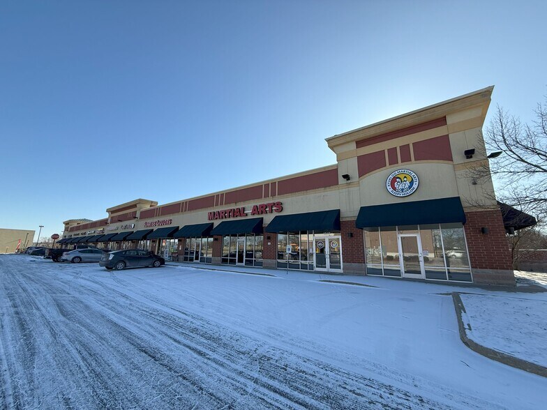 Primary Photo Of 1023-1049 Main St, Dundee Unknown For Lease