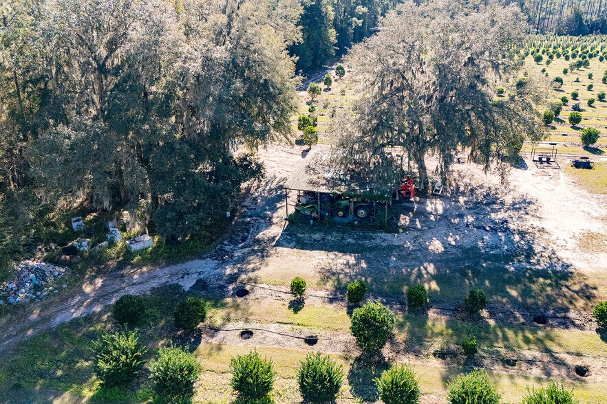 More Photos Of 16385 NW 112th Ct, Reddick Specialty For Sale