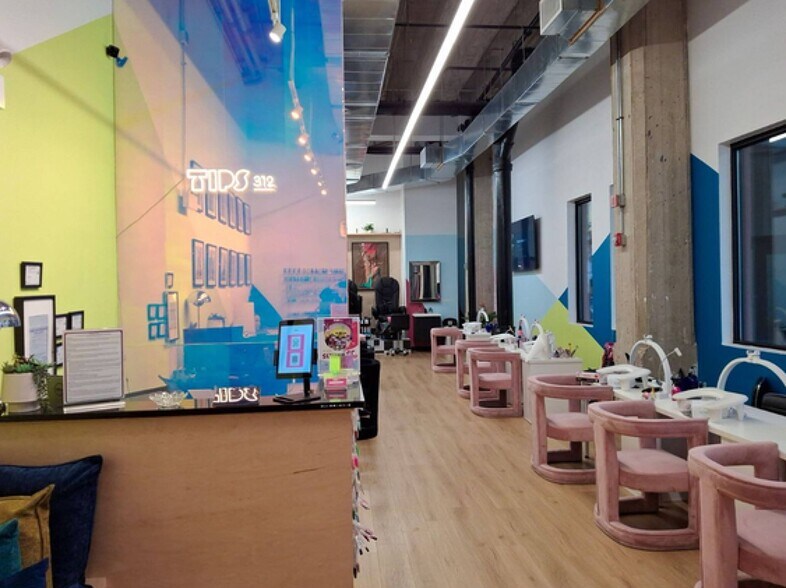 More Photos Of , Chicago Unknown For Sale