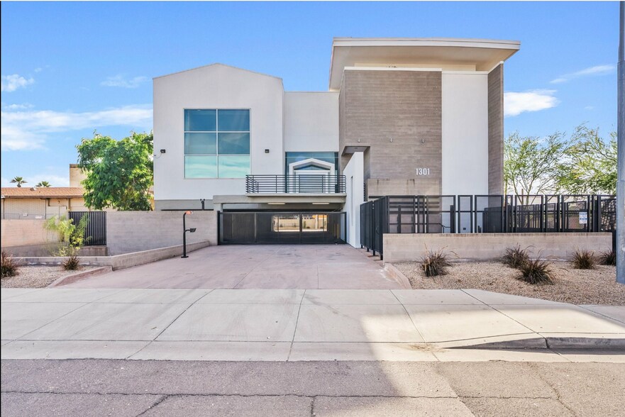 Primary Photo Of 1301 E Almeria Rd, Phoenix Loft Creative Space For Sale