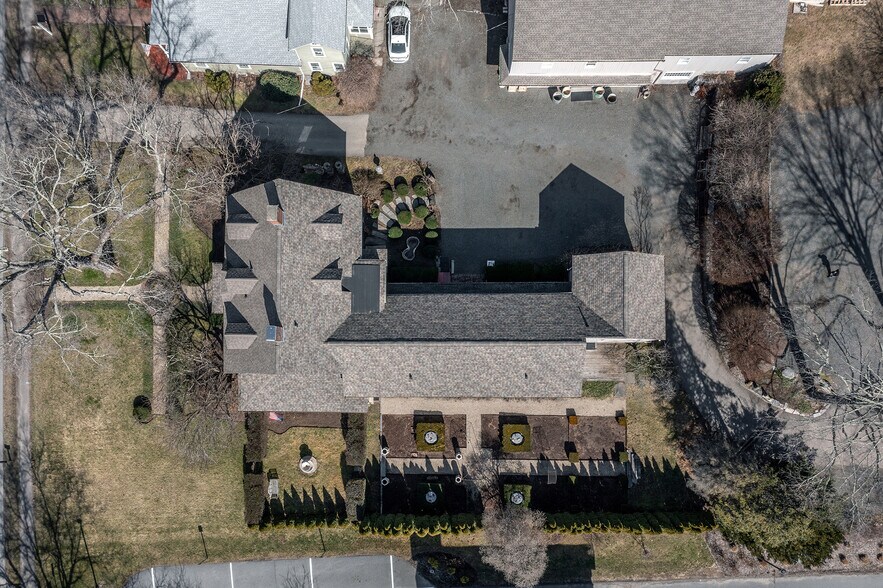 More Photos Of 259 Main St S, Woodbury Apartments For Lease