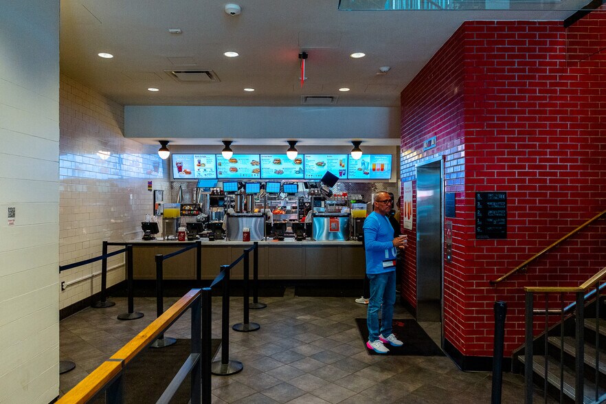 More Photos Of 144 Fulton St, New York Storefront Retail Office For Sale