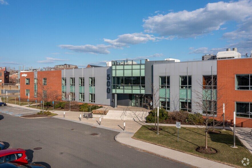 More Photos Of 500 Rutherford Ave, Charlestown Office For Lease
