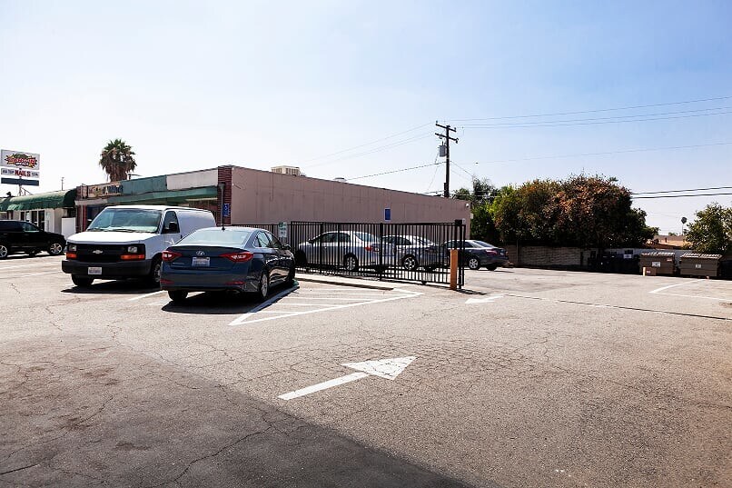 More Photos Of 657-669 Glendora Ave, La Puente Convenience Store For Sale