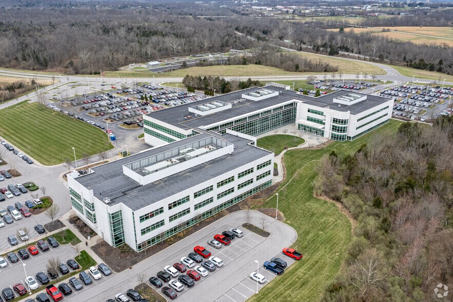 More Photos Of 1 Eden Pky, La Grange Office For Lease