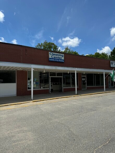 More Photos Of 179 Main St, South Paris Unknown For Lease