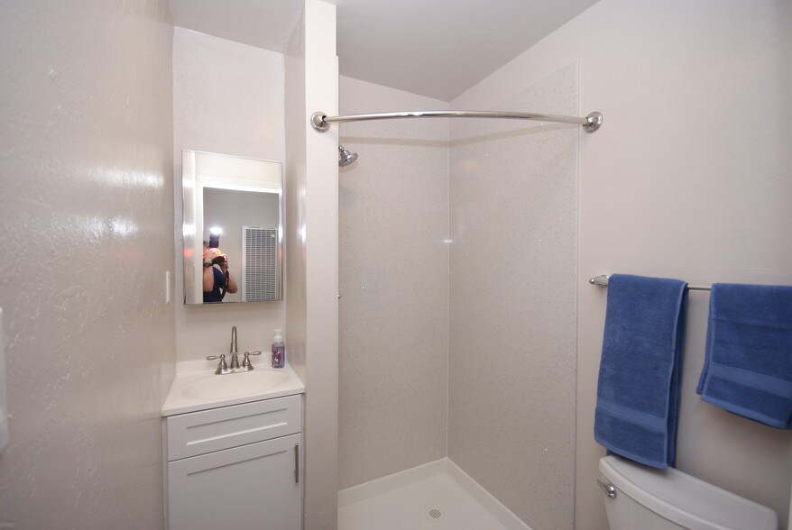 More Photos Of 2412 Q St, Sacramento Apartments For Sale