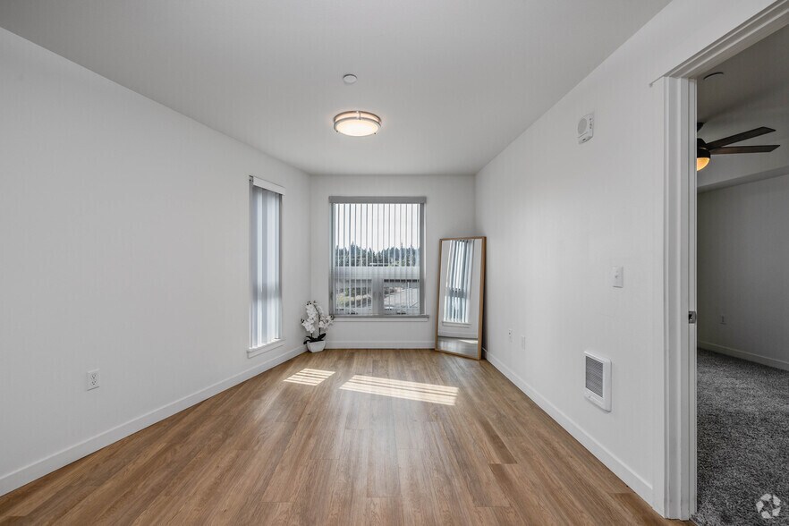 More Photos Of 15300 33rd Ave S, Seatac Apartments For Lease