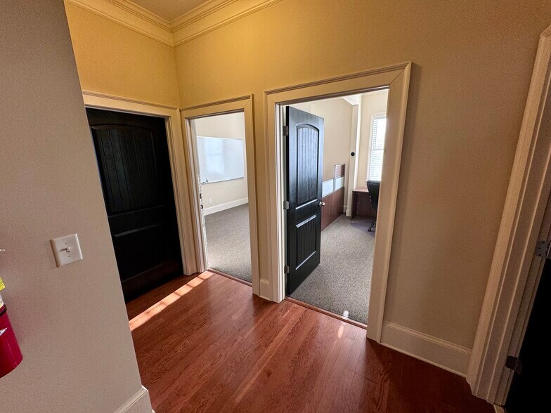 More Photos Of 1100 Old Dawson Village Rd, Dawsonville Office For Sale